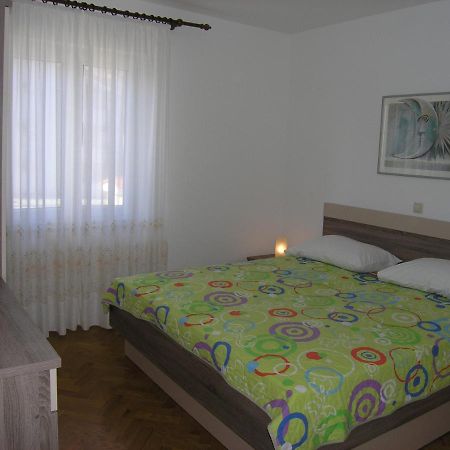 Apartments Biljana For Relaxing Holidays In Baska Exterior photo